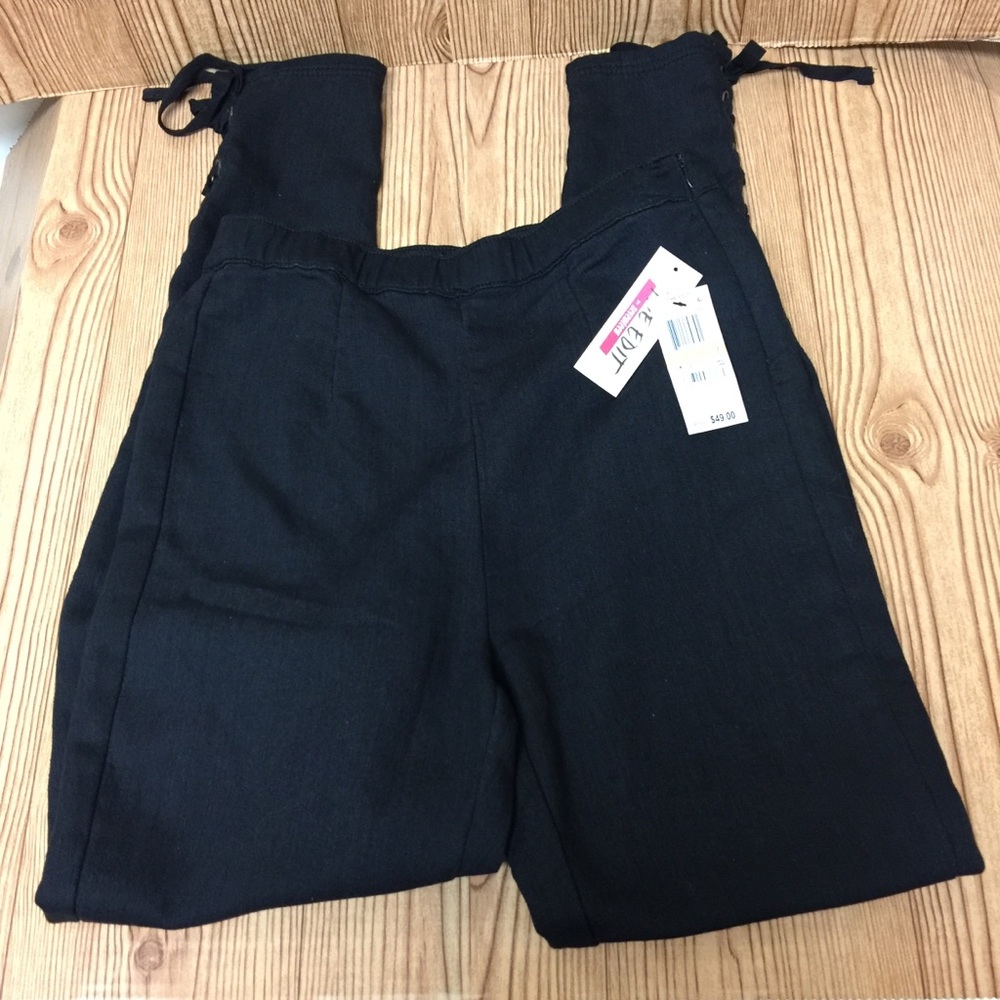 The Edit by Seventeen Black skinny pants